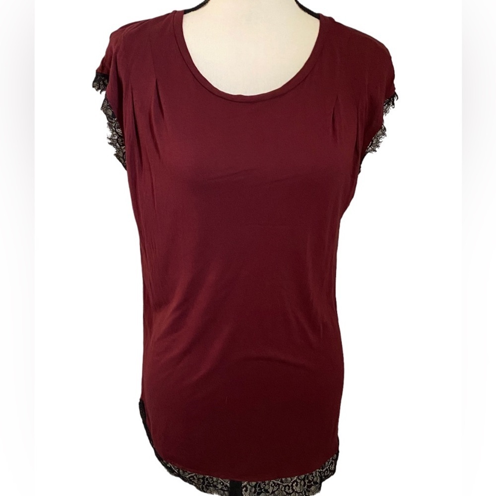 Mossimo size M top